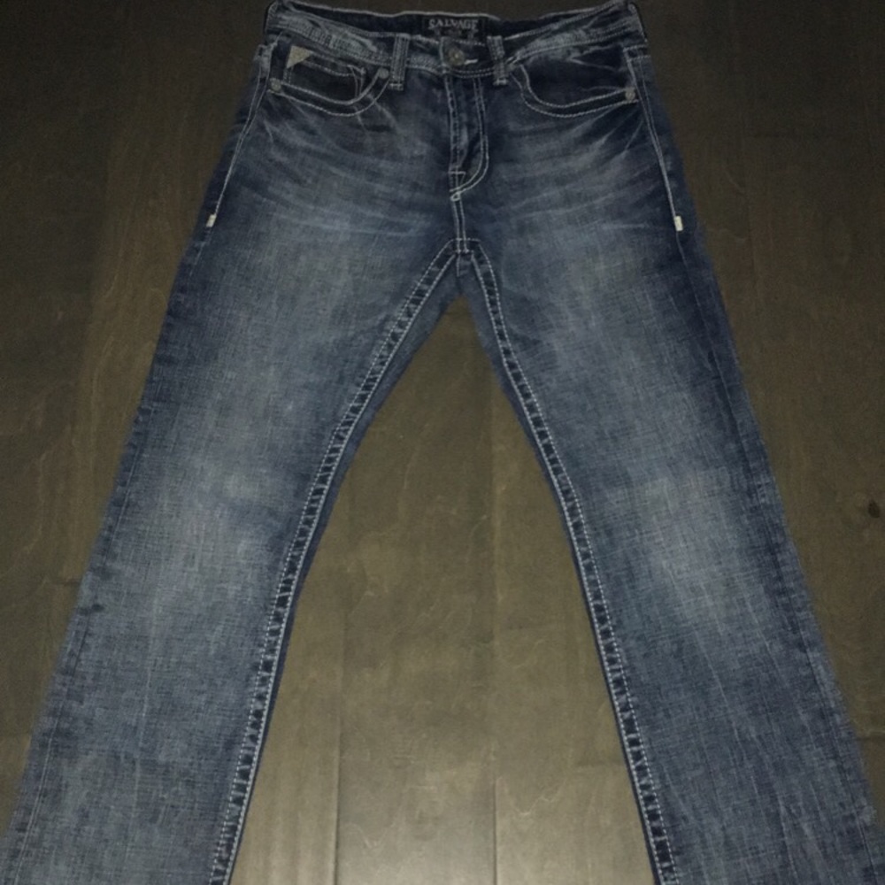 •Mens Buckle Salvage Jeans